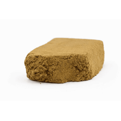 Bloc de Résine 30% CBD "Aya" à la texture travaillée, issu de la collection Résine CBD et CBD Naturel chez CBD Pas Cher 14 Caen.